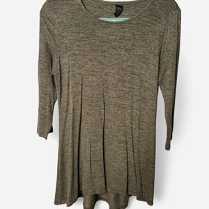 Small - Medium 3/4 Sleeve Olive Green Tunic Top